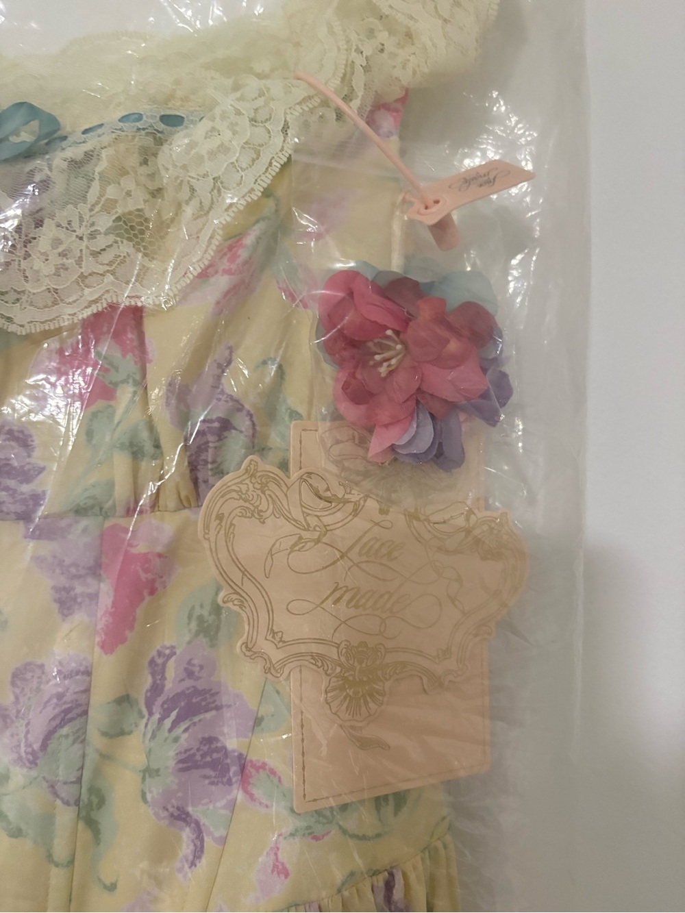 Lacemade honey tea garden dress - Picture 2 of 4